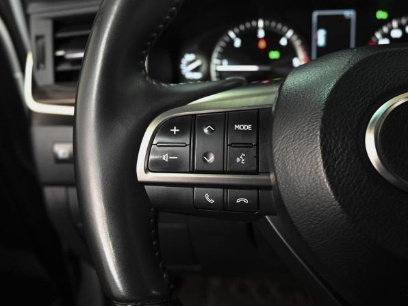 Lexus LX III Рестайлинг 2 с пробегом 2018 года, цена 8 549 000 рублей, 77469 км, внедорожник, Автокод Объявления