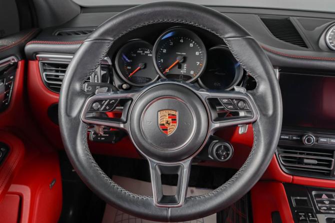 Porsche Macan I Рестайлинг с пробегом 2019 года, цена 5 799 000 рублей, 58000 км, внедорожник, Автокод Объявления