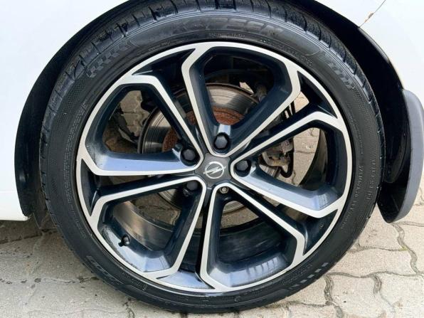 Opel Astra J Рестайлинг с пробегом 2013 года, цена 898 000 рублей, 145000 км, хэтчбек, Автокод Объявления