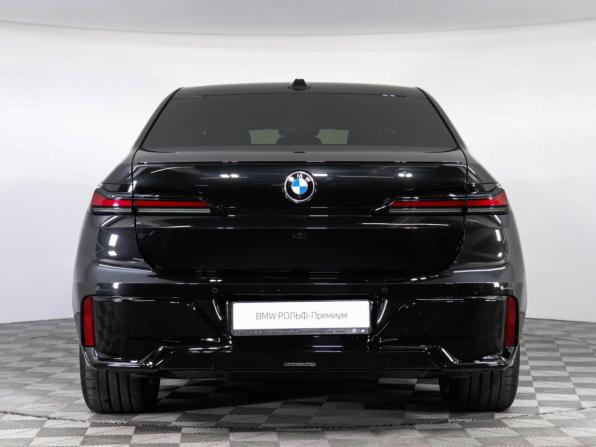 BMW 7 серии VII (G70) с пробегом 2022 года, цена 12 108 000 рублей, 13026 км, седан, Автокод Объявления