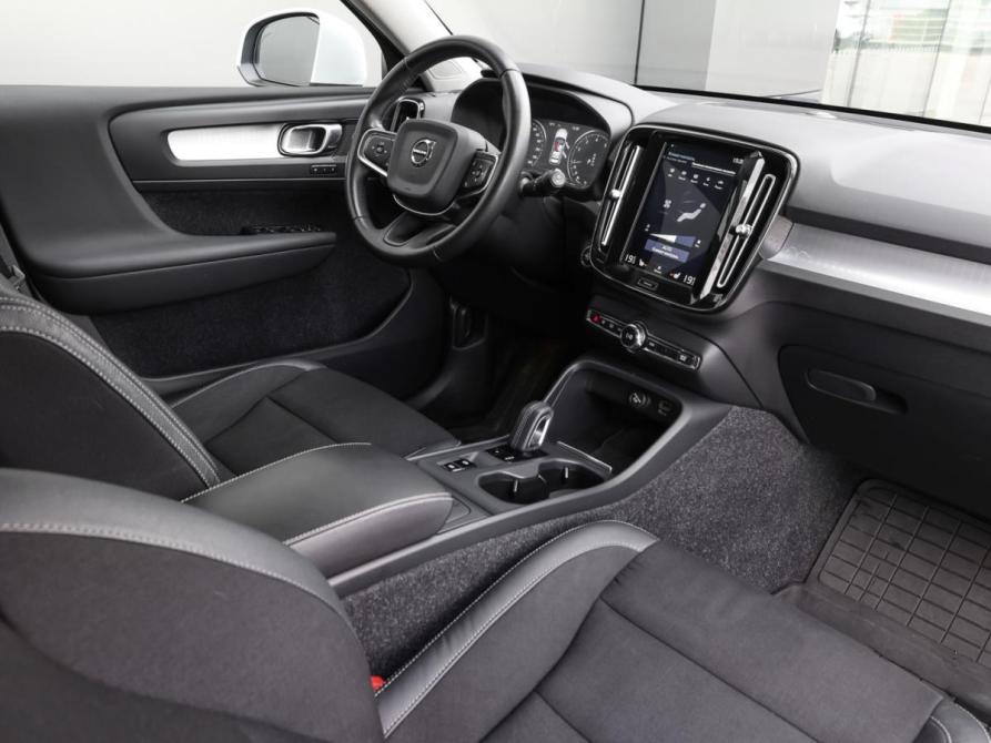 Volvo XC40 I Москва  - изображение 9