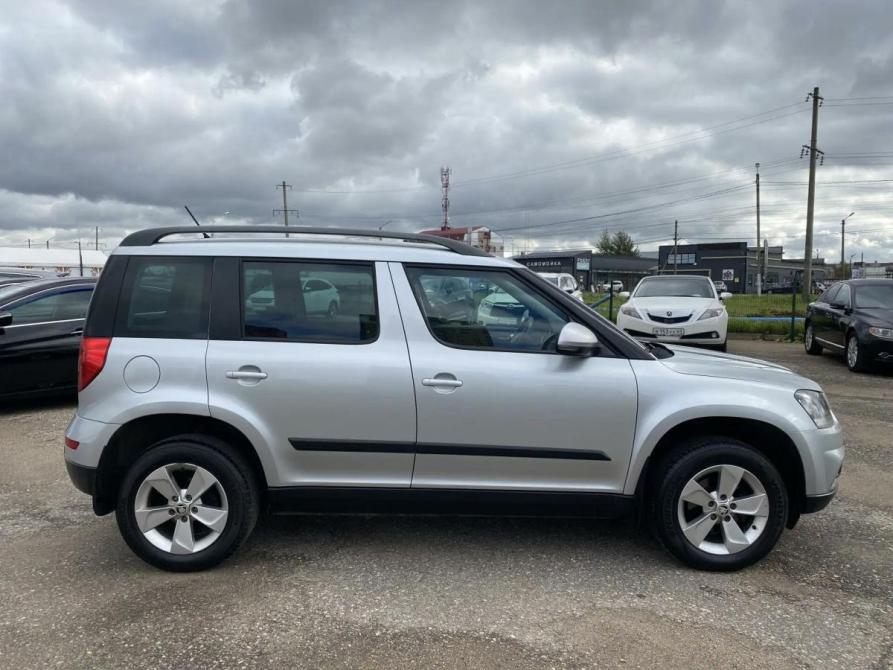 Skoda Yeti I Рестайлинг Тверь  - изображение 8
