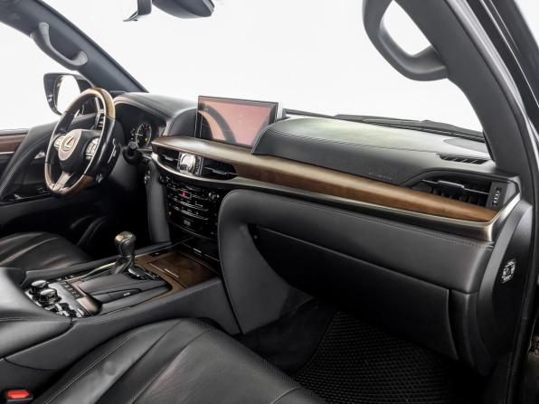 Lexus LX III Рестайлинг 2 с пробегом 2016 года, цена 7 500 000 рублей, 104729 км, внедорожник, Автокод Объявления