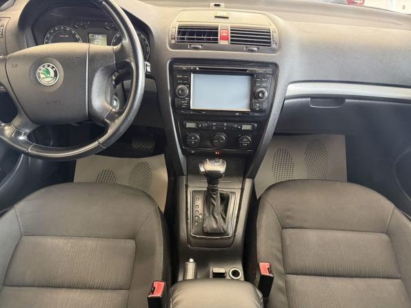 Skoda Octavia II (A5) с пробегом 2007 года, цена 470 000 рублей, 283271 км, лифтбек, Автокод Объявления