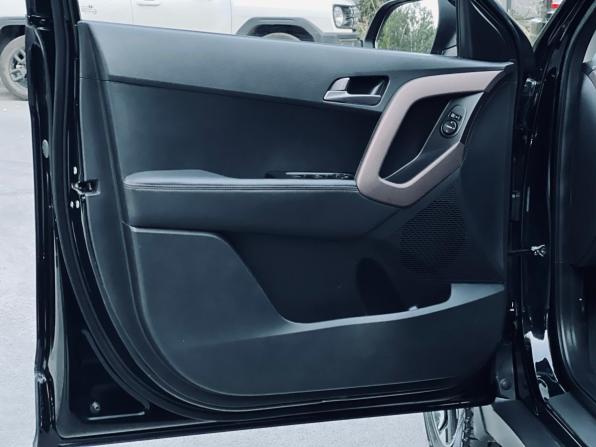 Hyundai Creta I Рестайлинг с пробегом 2021 года, цена 2 120 000 рублей, 106392 км, внедорожник, Автокод Объявления