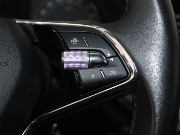 Skoda Octavia IV (A8) с пробегом 2021 года, цена 2 279 900 рублей, 115480 км, лифтбек, Автокод Объявления