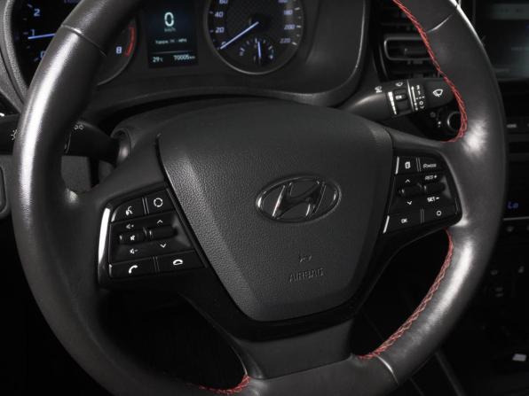 Hyundai Solaris II Рестайлинг с пробегом 2021 года, цена 1 990 000 рублей, 70005 км, седан, Автокод Объявления