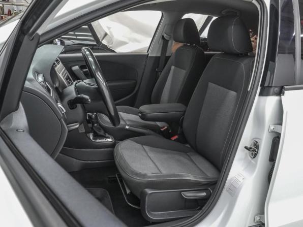 Volkswagen Polo V Рестайлинг с пробегом 2018 года, цена 1 280 000 рублей, 117329 км, седан, Автокод Объявления