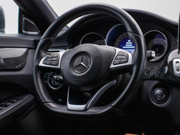 Mercedes-Benz CLS II (C218) Рестайлинг с пробегом 2016 года, цена 3 030 000 рублей, 120543 км, седан, Автокод Объявления