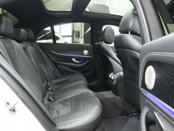 Mercedes-Benz E-Класс V (W213 S213 C238) с пробегом 2018 года, цена 2 999 900 рублей, 109500 км, седан, Автокод Объявления