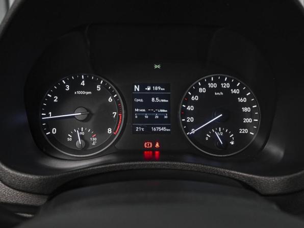 Hyundai Solaris II с пробегом 2018 года, цена 1 329 000 рублей, 167545 км, седан, Автокод Объявления