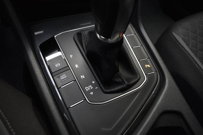 Volkswagen Tiguan II с пробегом 2018 года, цена 2 270 000 рублей, 106085 км, внедорожник, Автокод Объявления