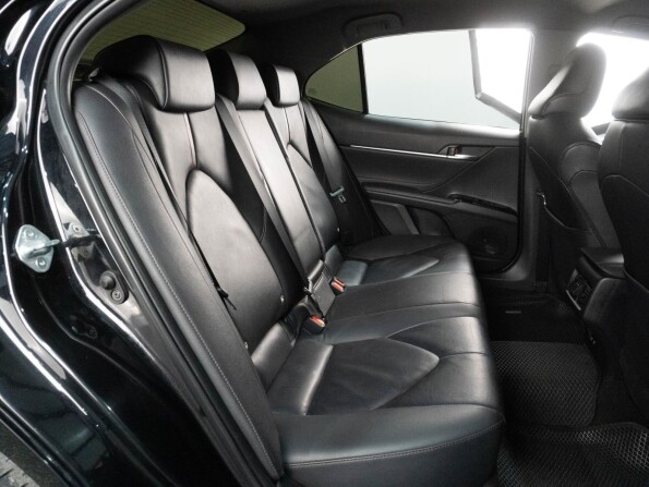 Toyota Camry VIII (XV70) с пробегом 2019 года, цена 2 829 000 рублей, 110961 км, седан, Автокод Объявления