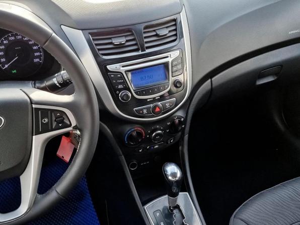 Hyundai Solaris I с пробегом 2011 года, цена 735 000 рублей, 207822 км, седан, Автокод Объявления