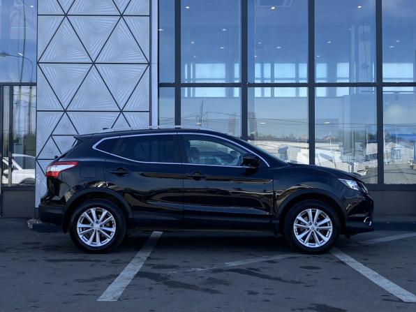 Nissan Qashqai II с пробегом 2018 года, цена 1 849 000 рублей, 97656 км, внедорожник, Автокод Объявления
