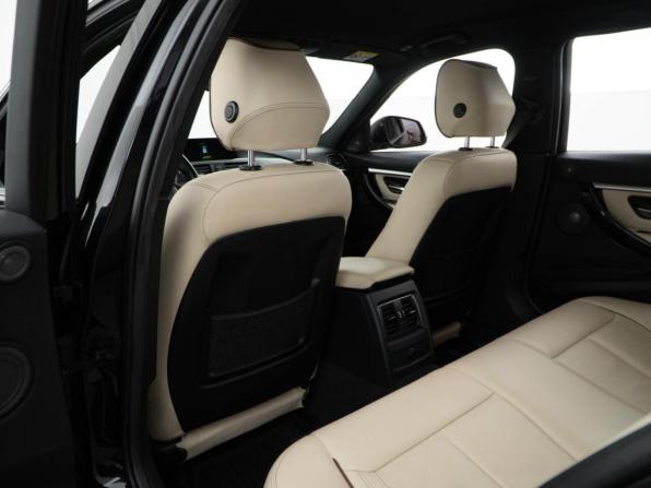 BMW 3 серии VI (F3x) Рестайлинг с пробегом 2017 года, цена 2 099 050 рублей, 303963 км, универсал, Автокод Объявления