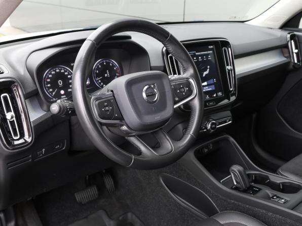 Volvo XC40 I с пробегом 2019 года, цена 2 997 000 рублей, 97000 км, внедорожник, Автокод Объявления