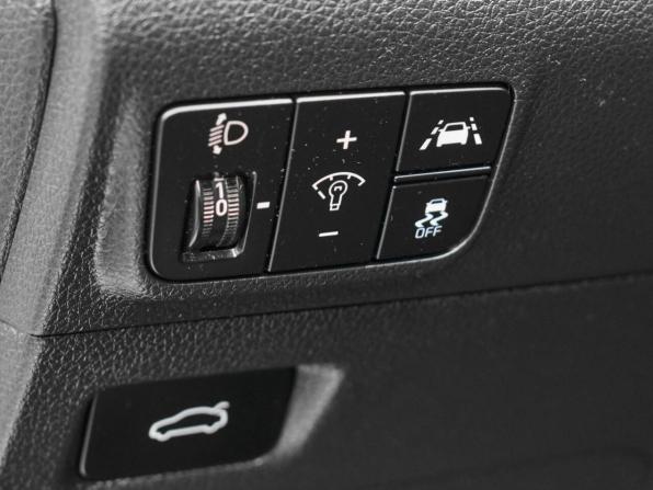 Kia K5 III с пробегом 2021 года, цена 2 730 000 рублей, 89537 км, седан, Автокод Объявления