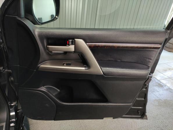 Toyota Land Cruiser 200 Series с пробегом 2011 года, цена 2 870 000 рублей, 287685 км, внедорожник, Автокод Объявления