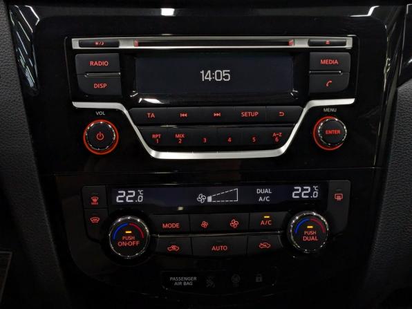 Nissan Qashqai II с пробегом 2018 года, цена 1 585 000 рублей, 106759 км, внедорожник, Автокод Объявления