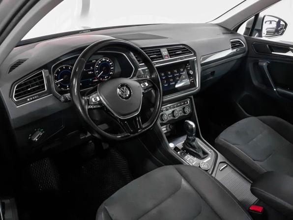 Volkswagen Tiguan II с пробегом 2017 года, цена 2 448 000 рублей, 113575 км, внедорожник, Автокод Объявления