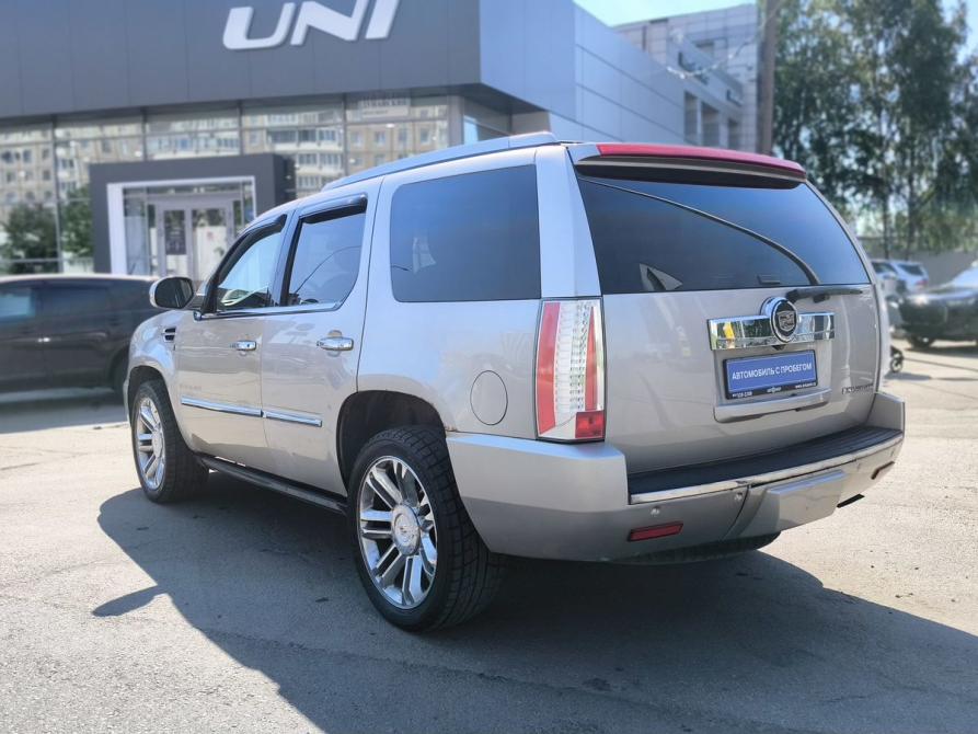 Cadillac Escalade III Санкт-Петербург  - изображение 6