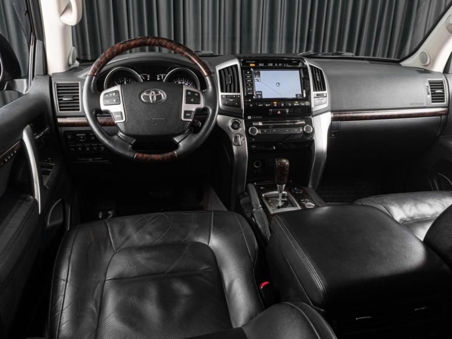 Toyota Land Cruiser 200 Series Рестайлинг 1 Тюмень  - изображение 6