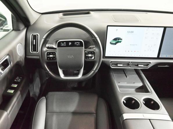 Li Auto (Lixiang) L7 I с пробегом 2024 года, цена 6 550 000 рублей, 27001 км, внедорожник, Автокод Объявления