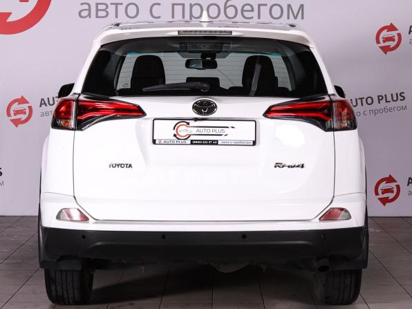 Toyota RAV4 IV (XA40) Рестайлинг с пробегом 2018 года, цена 1 569 000 рублей, 200000 км, внедорожник, Автокод Объявления