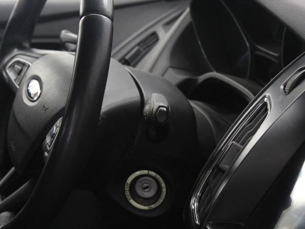 Ford Focus III Рестайлинг с пробегом 2018 года, цена 1 599 900 рублей, 30000 км, хэтчбек, Автокод Объявления