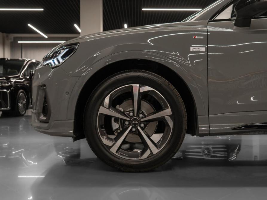 Audi Q3 II (F3) Москва  - изображение 28