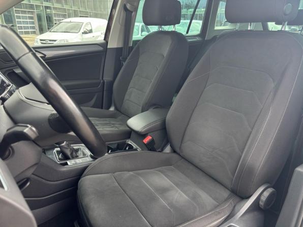 Volkswagen Tiguan II Рестайлинг с пробегом 2021 года, цена 3 010 000 рублей, 102000 км, внедорожник, Автокод Объявления