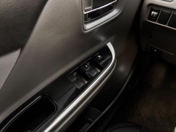Mitsubishi L200 V с пробегом 2017 года, цена 2 248 000 рублей, 184885 км, offers.body_type.unknown, Автокод Объявления