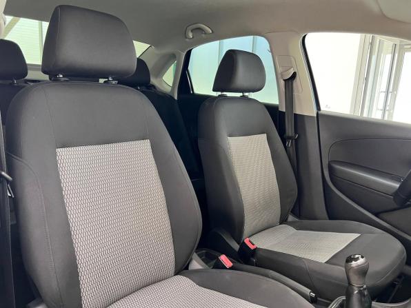 Volkswagen Polo V с пробегом 2014 года, цена 920 000 рублей, 136773 км, седан, Автокод Объявления
