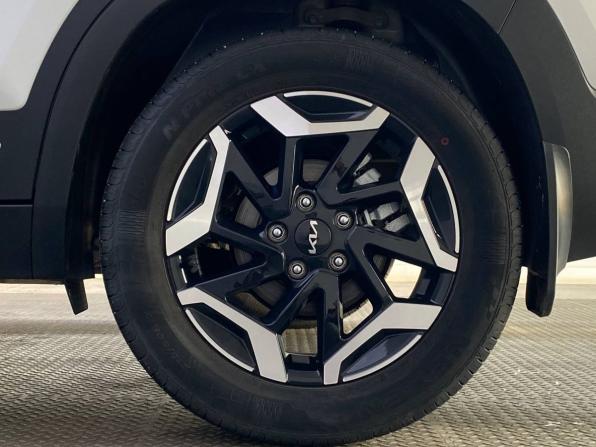 Kia Seltos I Рестайлинг с пробегом 2024 года, цена 2 520 000 рублей, 29419 км, внедорожник, Автокод Объявления
