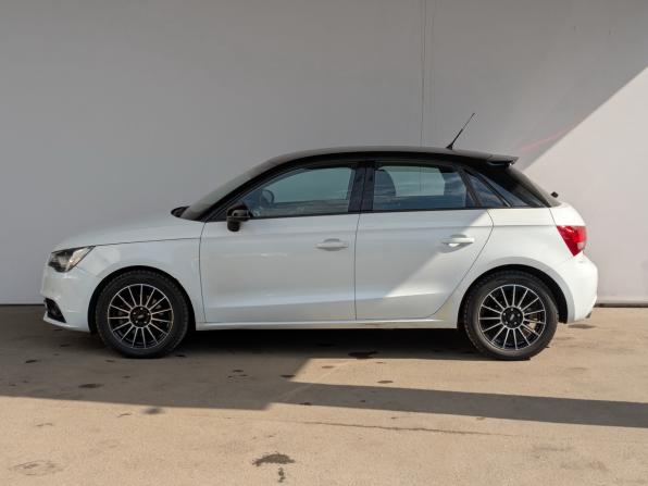 Audi A1 I (8X) с пробегом 2012 года, цена 1 230 000 рублей, 47550 км, хэтчбек, Автокод Объявления