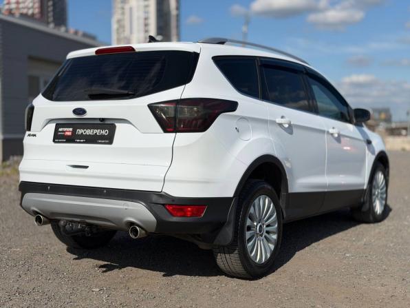 Ford Kuga II Рестайлинг с пробегом 2018 года, цена 1 725 000 рублей, 128200 км, внедорожник, Автокод Объявления