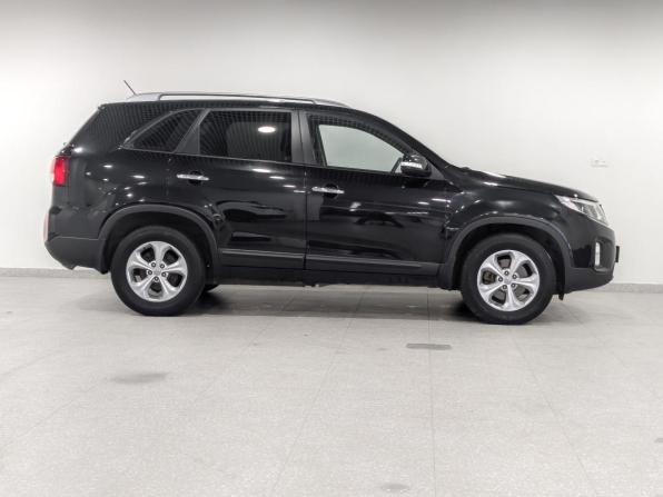Kia Sorento II Рестайлинг с пробегом 2017 года, цена 1 820 000 рублей, 117459 км, внедорожник, Автокод Объявления