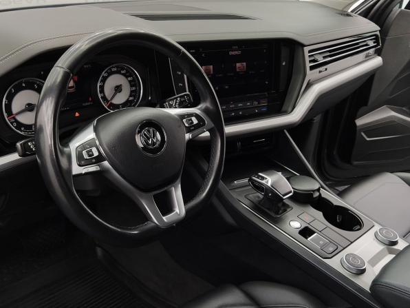 Volkswagen Touareg III с пробегом 2018 года, цена 4 550 000 рублей, 103500 км, внедорожник, Автокод Объявления