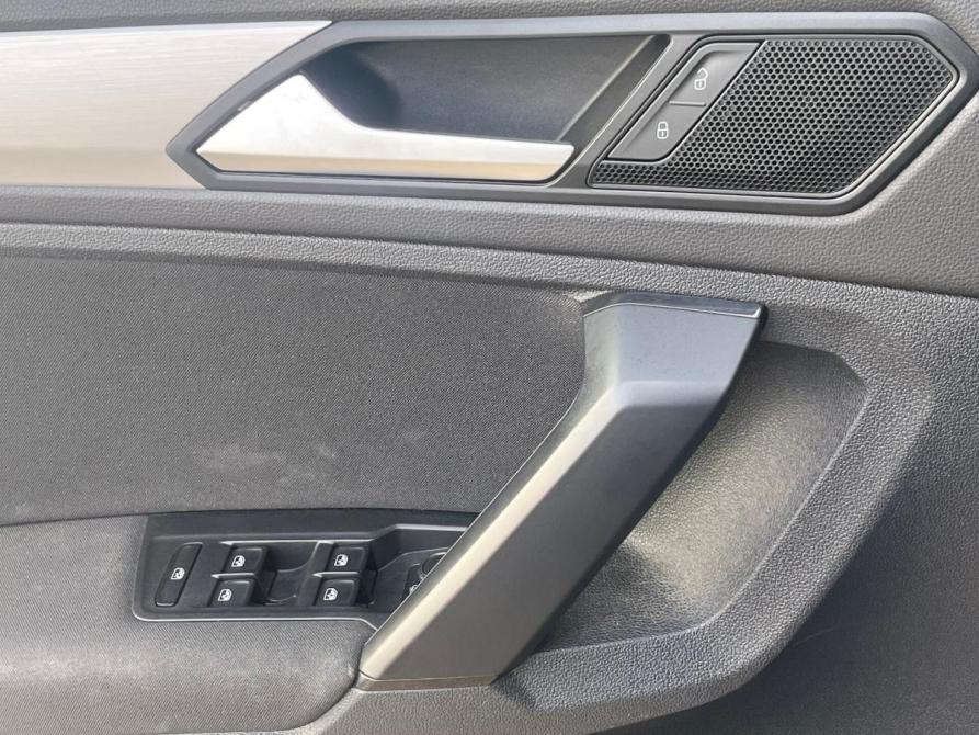 Volkswagen Tiguan II Рестайлинг Санкт-Петербург  - изображение 23