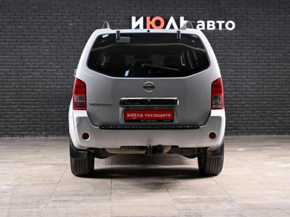 Nissan Pathfinder III с пробегом 2007 года, цена 800 000 рублей, 265700 км, внедорожник, Автокод Объявления