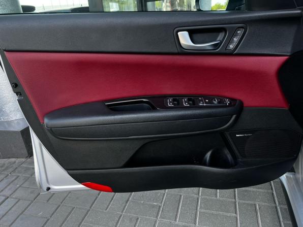 Kia Optima IV Рестайлинг с пробегом 2019 года, цена 2 110 000 рублей, 135000 км, седан, Автокод Объявления