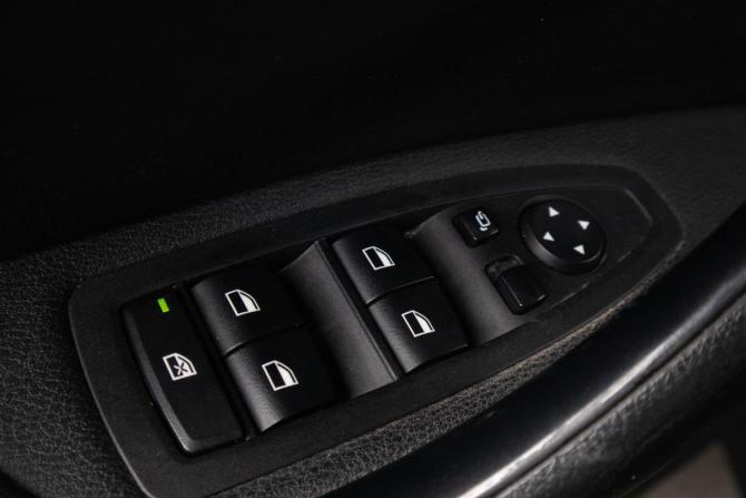 BMW X1 II (F48) с пробегом 2018 года, цена 2 049 000 рублей, 68250 км, внедорожник, Автокод Объявления