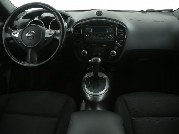 Nissan Juke I с пробегом 2012 года, цена 922 000 рублей, 132500 км, внедорожник, Автокод Объявления