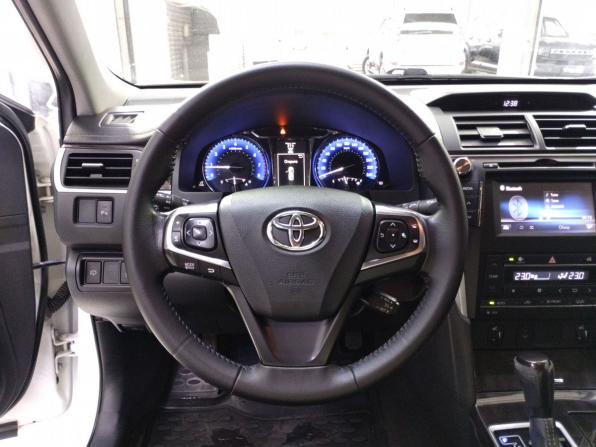 Toyota Camry VII (XV50) Рестайлинг с пробегом 2016 года, цена 1 980 000 рублей, 244122 км, седан, Автокод Объявления