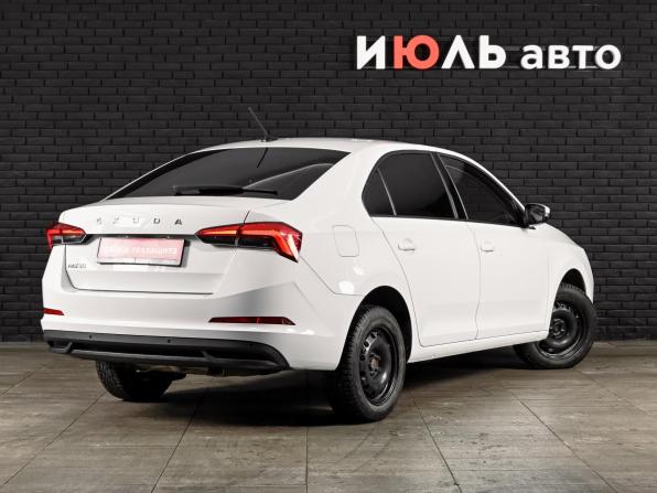 Skoda Rapid II с пробегом 2021 года, цена 1 620 000 рублей, 88195 км, лифтбек, Автокод Объявления