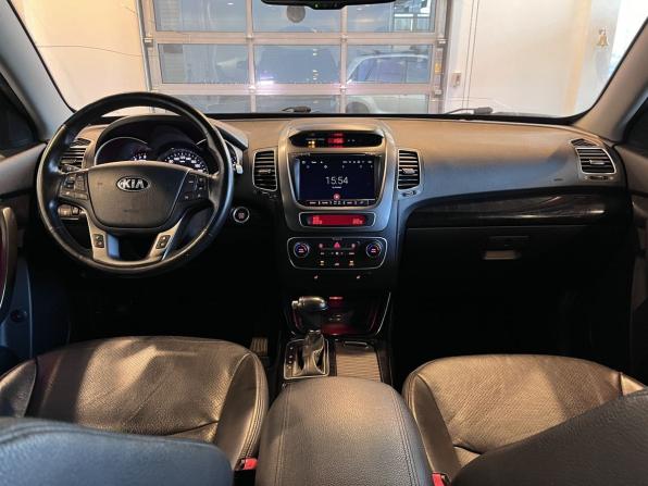Kia Sorento II Рестайлинг с пробегом 2017 года, цена 2 118 000 рублей, 161236 км, внедорожник, Автокод Объявления