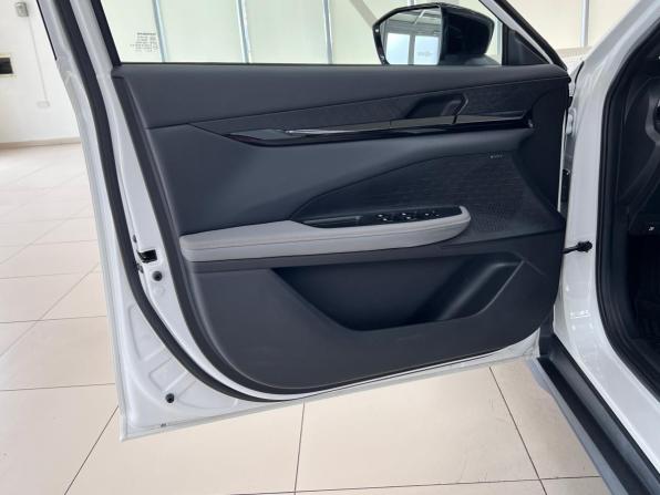Changan UNI-V I с пробегом 2023 года, цена 2 130 000 рублей, 40544 км, лифтбек, Автокод Объявления