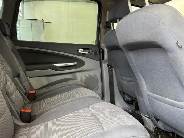 Ford S-MAX I с пробегом 2007 года, цена 600 000 рублей, 310985 км, минивэн, Автокод Объявления