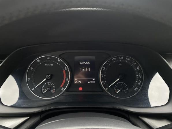 Skoda Octavia IV (A8) с пробегом 2021 года, цена 2 099 000 рублей, 75173 км, лифтбек, Автокод Объявления